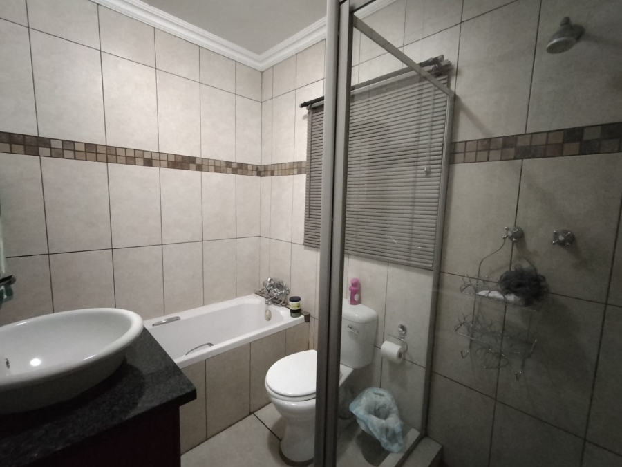 2 Bedroom Property for Sale in Die Bult North West